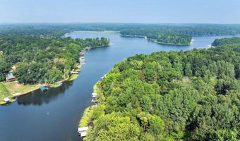 N1575 SILVER CANOE Road, Keshena, WI 54135