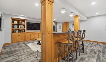 3208 S SOLITUDE Ln, Appleton, WI 54915
