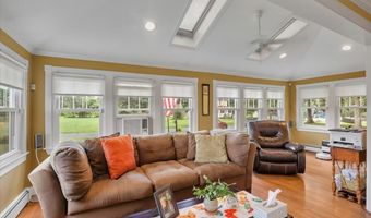 100 Adams Rd, Bloomfield, CT 06002