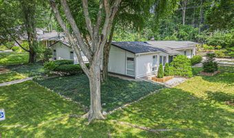 1402 Bardstown Trl, Ann Arbor, MI 48105