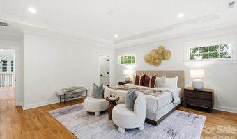 1412 Kennon St, Charlotte, NC 28205
