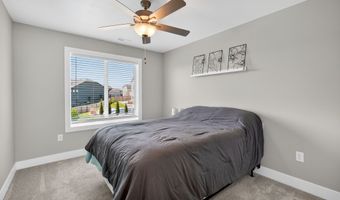 1404 Timberview Dr, Adel, IA 50003