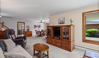 21 N Waterman Ave, Arlington Heights, IL 60004