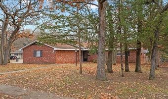 104 Laurel Pl, Bartlesville, OK 74003