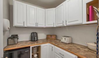 537 Pingree Hill Rd, Auburn, NH 03032