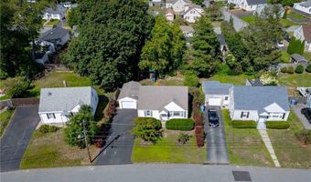 36 Westhill Dr, Cranston, RI 02920