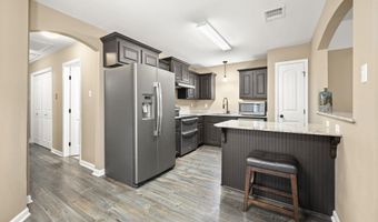 958 Sedona Pines Dr, Baton Rouge, LA 70816