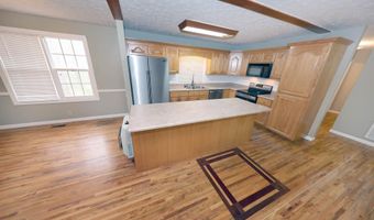 5731 GLADE Cir, Anniston, AL 36206