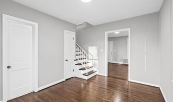 1135 CHAPLIN St SE, Washington, DC 20019