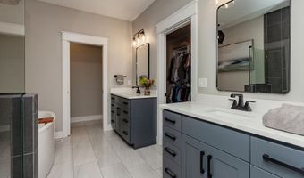 652 Xanadu Pl, Ames, IA 50014