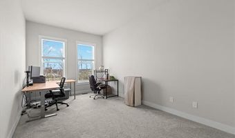 592 CONCORD PINES Dr, Ann Arbor, MI 48105