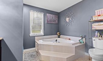 8290 WOODBINE Rd, Airville, PA 17302