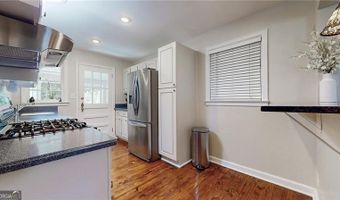 2461 Woodridge, Decatur, GA 30033
