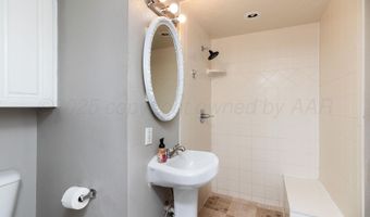 4613 PARKER St, Amarillo, TX 79110