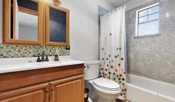 2623 6TH St NW, Albuquerque, NM 87107