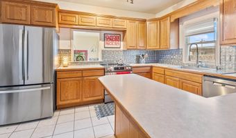 1917 Arthur St, Caldwell, ID 83605