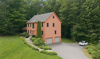 40 Lakewood Dr, Alton, NH 03810
