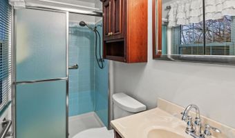 13001 BEECHTREE Ln, Bowie, MD 20715