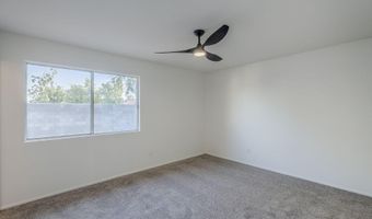 529 W MYRNA Ln, Chandler, AZ 85225