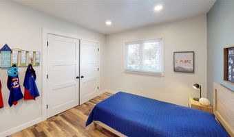 1226 Birch Ln, Cody, WY 82414