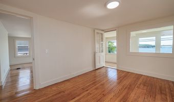 198 Shore Dr 2, Branford, CT 06405