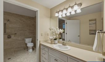 950 Edgewood Dr NW, Albany, OR 97321