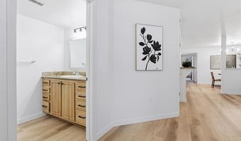 150 N River Cir N 105, Oceanside, CA 92057