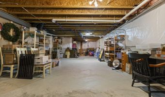 402 Henstride Ct, Ann Arbor, MI 48108