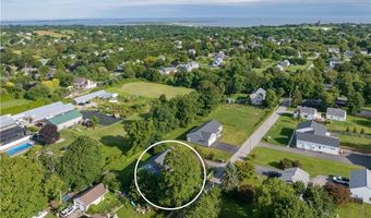 20 Morrison Ave, Middletown, RI 02842