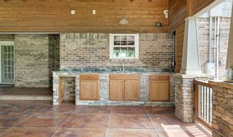 1526 Needmore Rd, Albertville, AL 35950