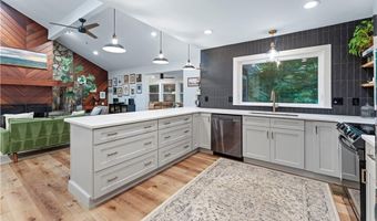 1320 OWENS Rd, Auburn, AL 36830