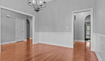 1711 River Pointe Dr, Albany, GA 31707