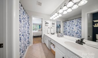 2143 Kaybird Ln, Charlotte, NC 28270