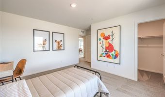 561 Mountain Robin Ave, Henderson, NV 89011