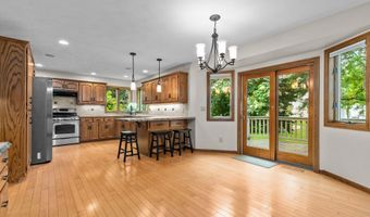 301 E WAYFARER Ln, Appleton, WI 54913