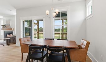 325 Oak Meadow Ln, Angier, NC 27501