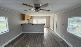 7 Tower Manor Dr 7, Auburndale, FL 33823