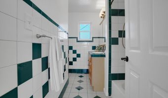 1821 Grand St, Alameda, CA 94501