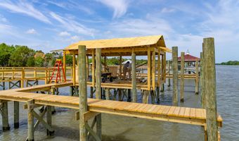 8042 Mariners Lndg, Awendaw, SC 29429