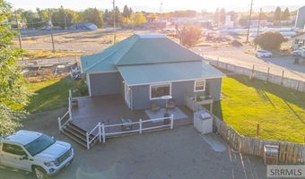 210 E Salmon Ave, Arco, ID 83213