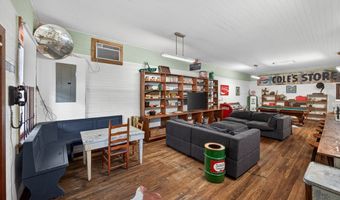 11710 Nashville Hwy, Baxter, TN 38544