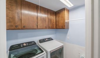 2533 W Thornton Lake Dr NW, Albany, OR 97321