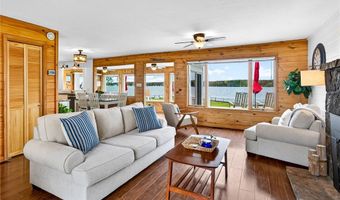 43055 Seaway Ave, Alexandria Bay, NY 13607