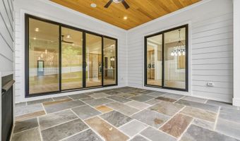 1905 N TAYLOR St, Arlington, VA 22207