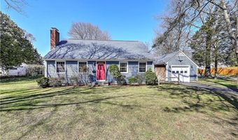 86 Rogers Ave, Barrington, RI 02806