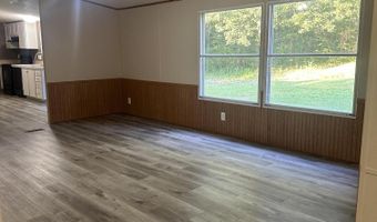226 Fuller St, Blue Mountain, MS 38610