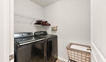 704 Groveland Cir, Ann Arbor, MI 48108