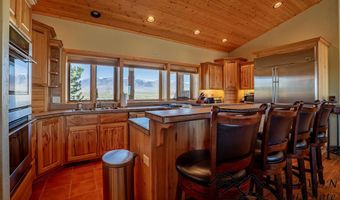 39 Moccasin Trl, Clark, WY 82435