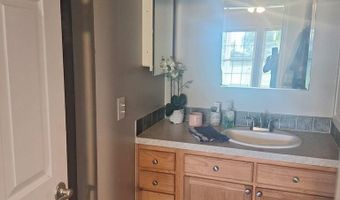 7641 Nails Ferry Rd, Baxley, GA 31513