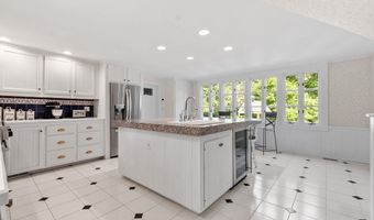 202 Paine St, Bellingham, MA 02019